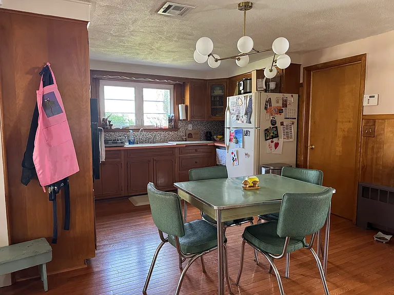 18 Laurelhurst Rd — Photo 11