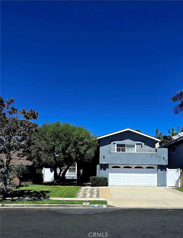 4 bed, 2527 sqft, $6,700 — Photo 2