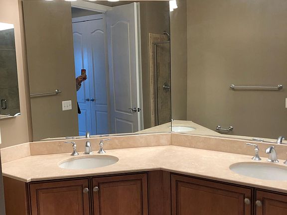 4th image of 1915 Towne Centre Blvd Unit 709