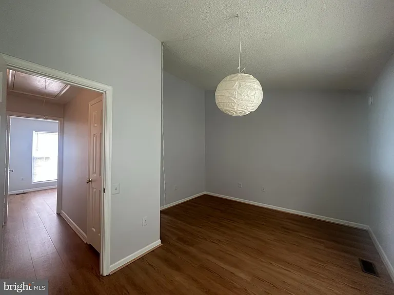7223 Parsons Ct — Photo 14