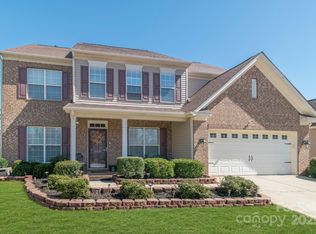 10406 Little Whiteoak Rd, Charlotte, NC 28215