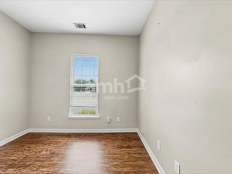 103 Cumberland Way — Photo 15