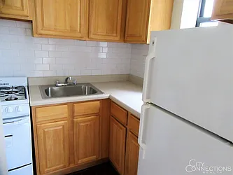 Rented by City Connections Realty