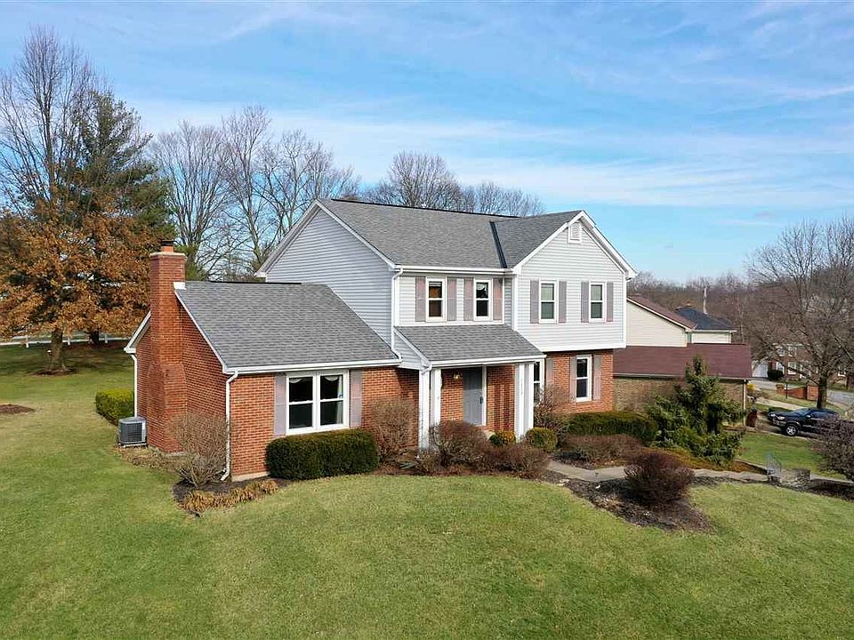 1st image of 2820 Deerfield Dr