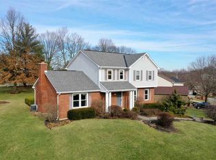 2820 Deerfield Dr, Villa Hills, KY 41017