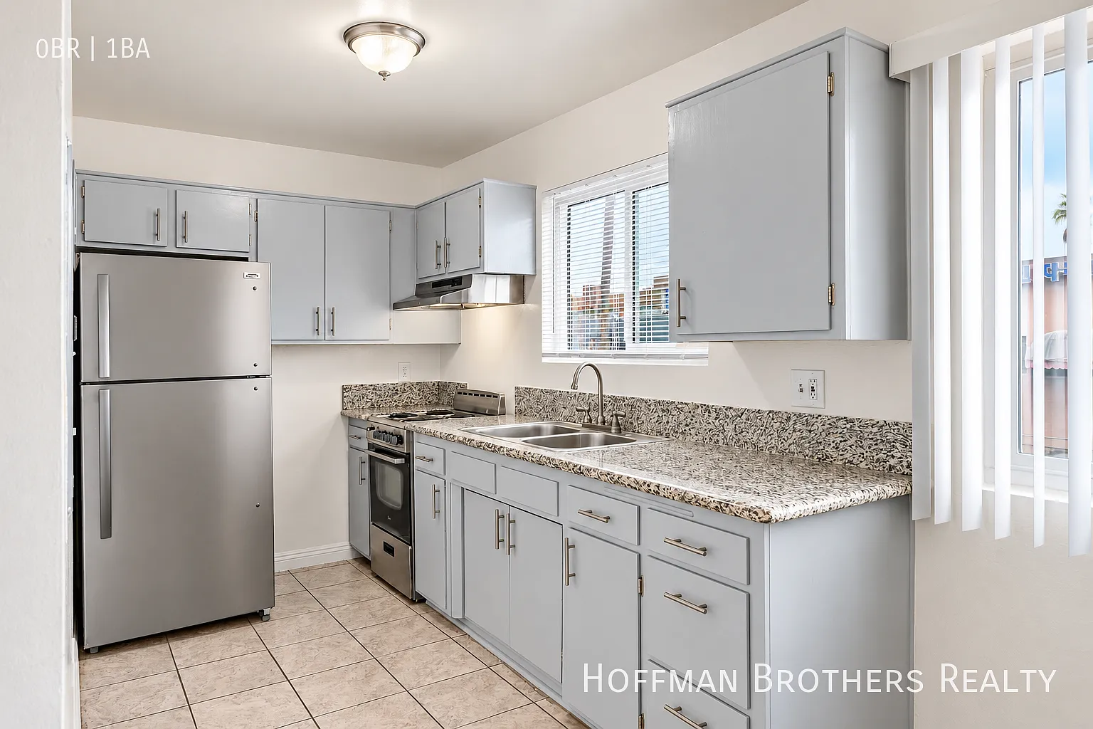 981 Elden Ave Los Angeles, CA 90006 — Photo 2