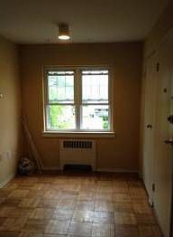 2nd image of 28 Llanfair Rd APT B4