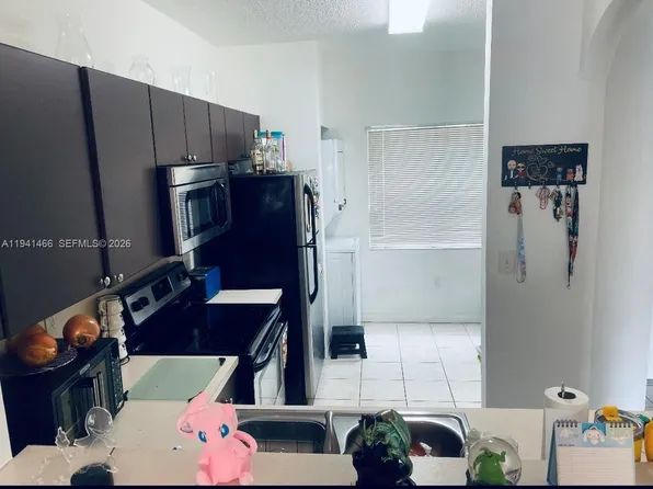 2334 SE 23rd Ter #2334, Homestead, FL 33035