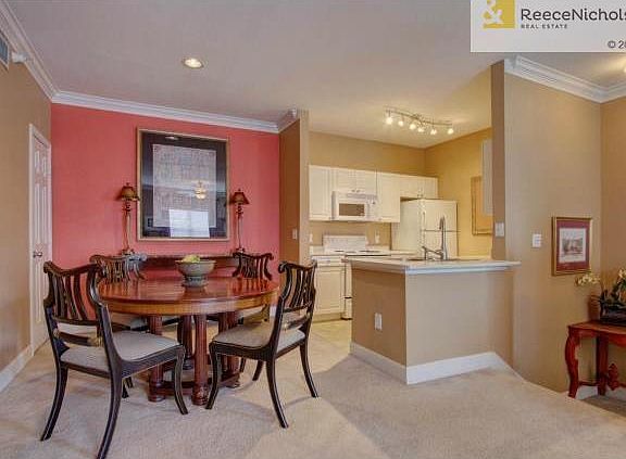 Breakfast nook area and pantry closet off of open kitchen!