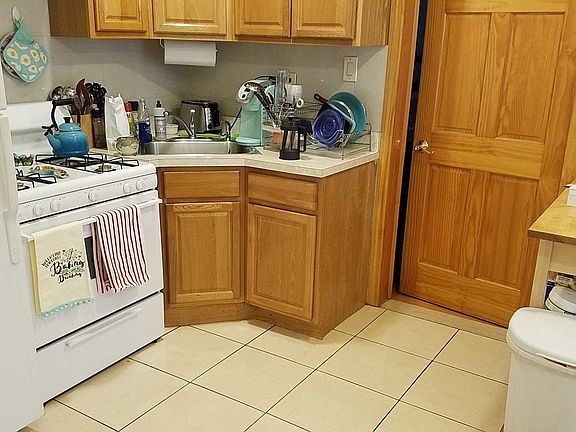 3rd image of 3092 34th St APT 2B