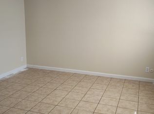 1195 N Brown St, Hanford, CA 93230