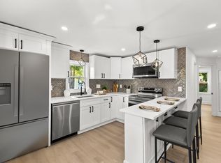 26 Lamb St, Attleboro, MA 02703
