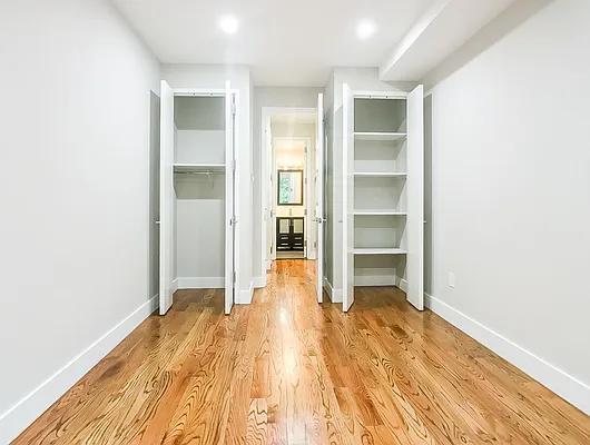 Rented by Warren T Real Estate Corp. | media 33