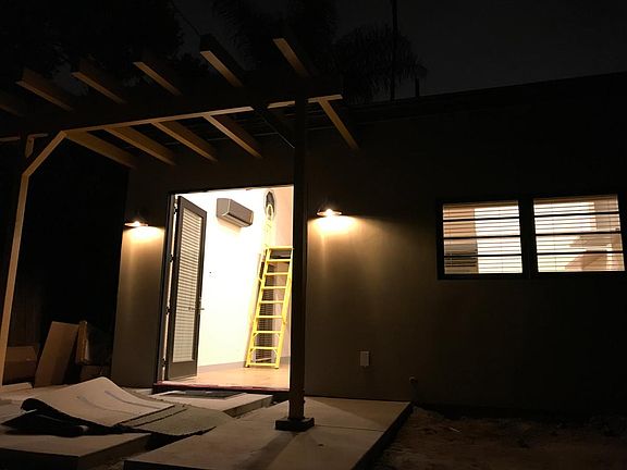 5th image of 4217 W McFarlane Ave #A