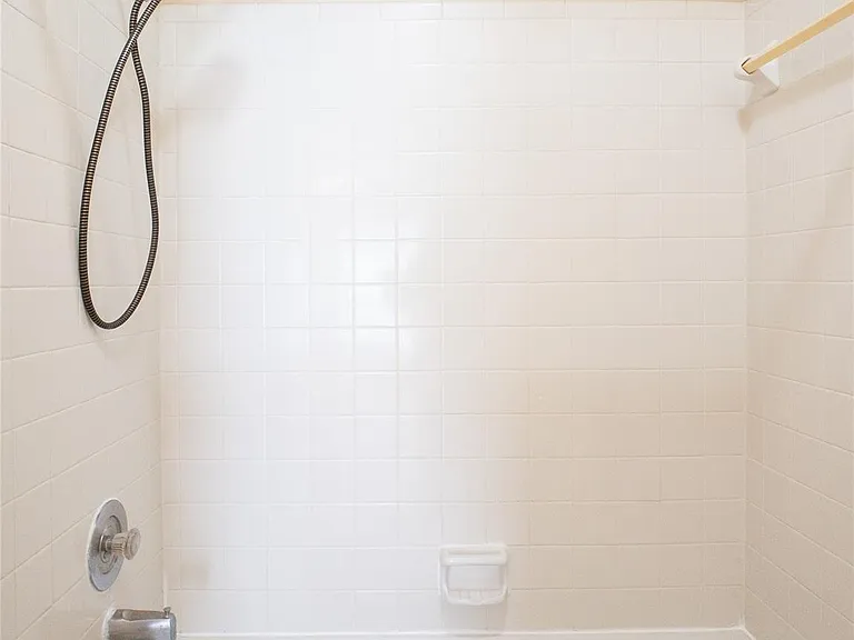 6500 Harbor Town Dr #3402 — Photo 24