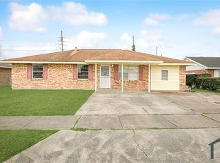 2952 Mount Kennedy Dr, Marrero, LA 70072