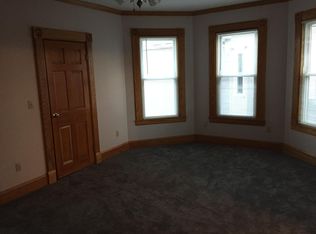 28 S 2nd St, Meriden, CT 06451