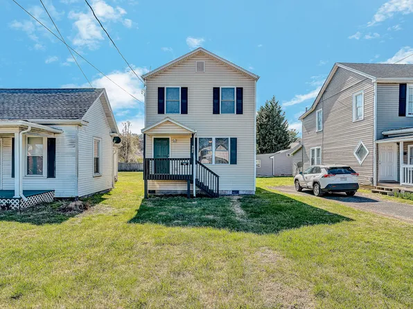 902 Bowman Ave, Salem, VA 24153