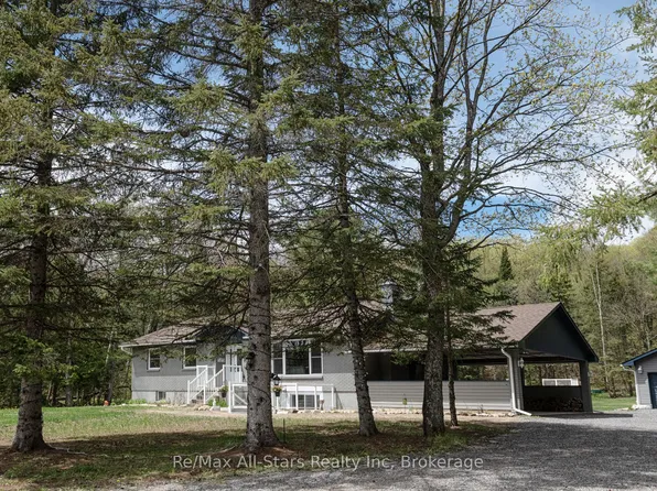 2797 Highway 60, Dwight, ON P0A 1H0