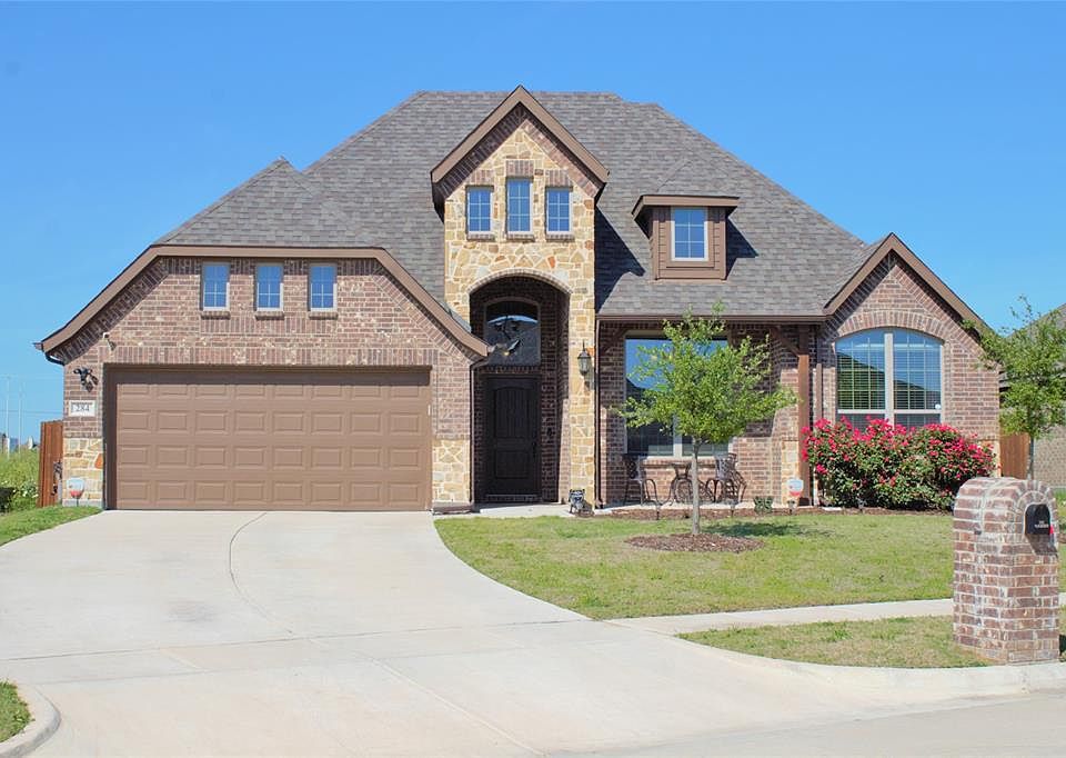 1st image of 284 Van Buren Dr