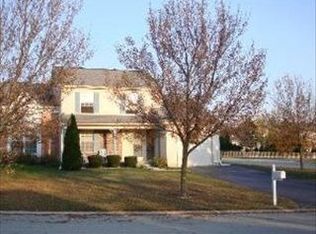 669 Sandwedge Pl, Gurnee, IL 60031