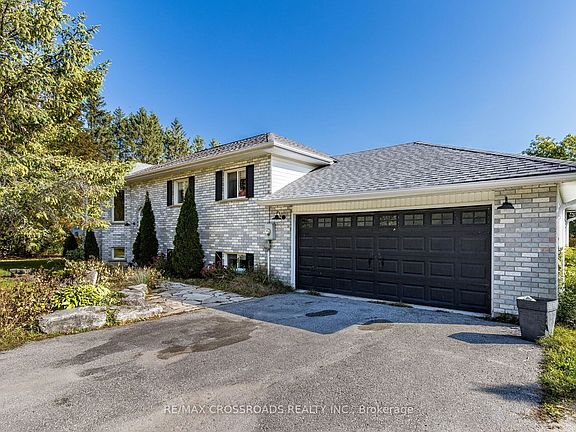 3rd image of 7093 Concession Rd #3