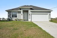 Jolly Cir-S2011-001.jpg