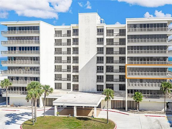 3rd image of 15002 Windward Dr Unit 407