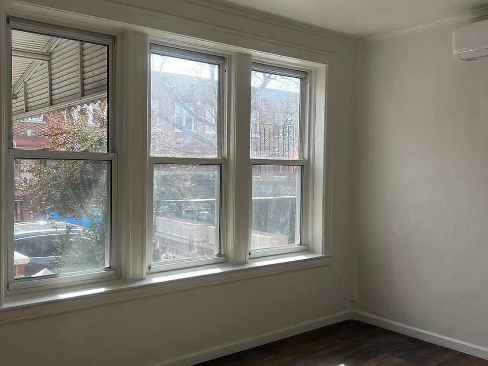 1st image of 341 Midwood St APT 1
