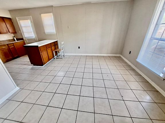 2nd image of 3769 Ironwood Dr #3769