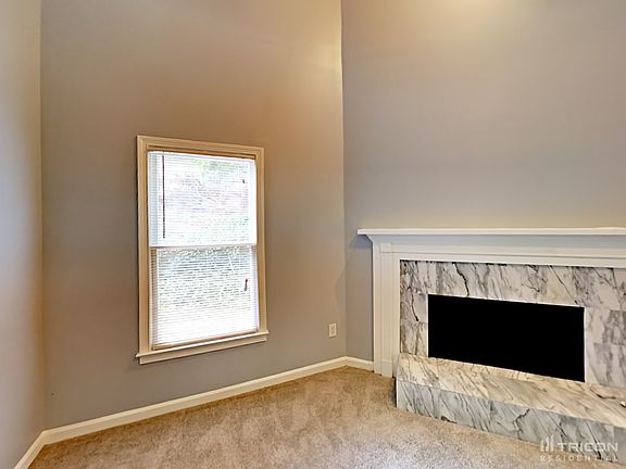 4th image of 1927 Knipe Dr SW