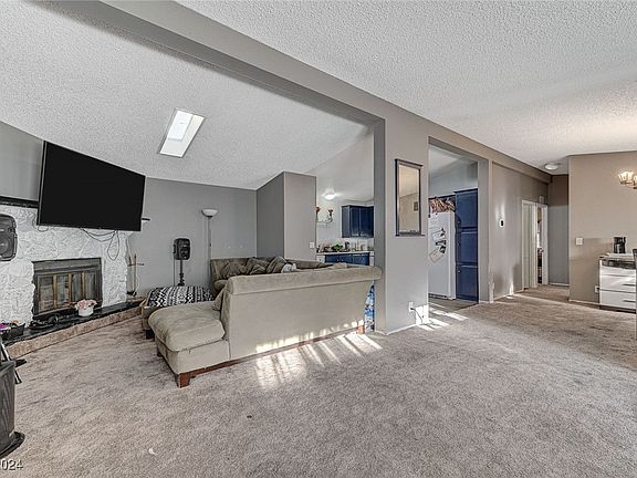 4th image of 5541 Wheatfield Dr