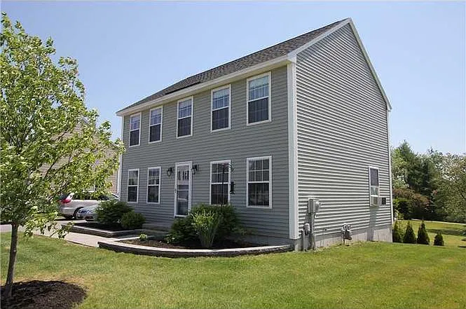 3 bed, 1600 sqft, $3,500 — Photo 2