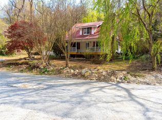 306 Southside Dr, Chimney Rock, NC 28720