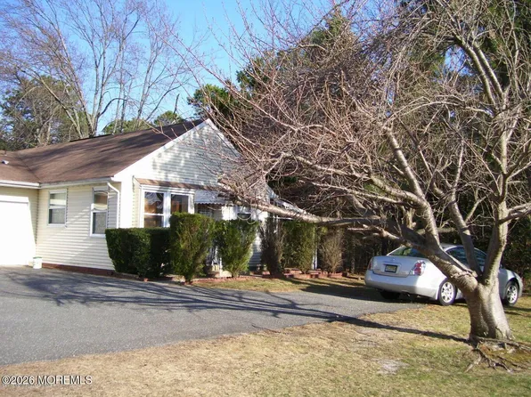 1 Quincy Drive #D, Whiting, NJ 08759