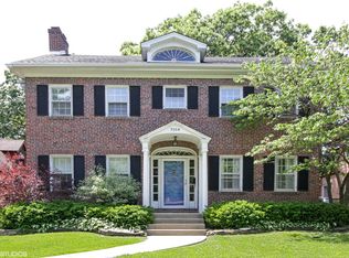 9354 S Longwood Dr, Chicago, IL