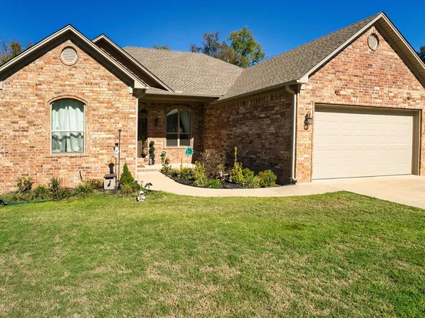 5316 Aviator Dr, Jacksonville, AR 72076