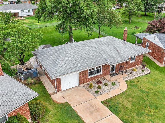 5th image of 9403 Sophine Ln