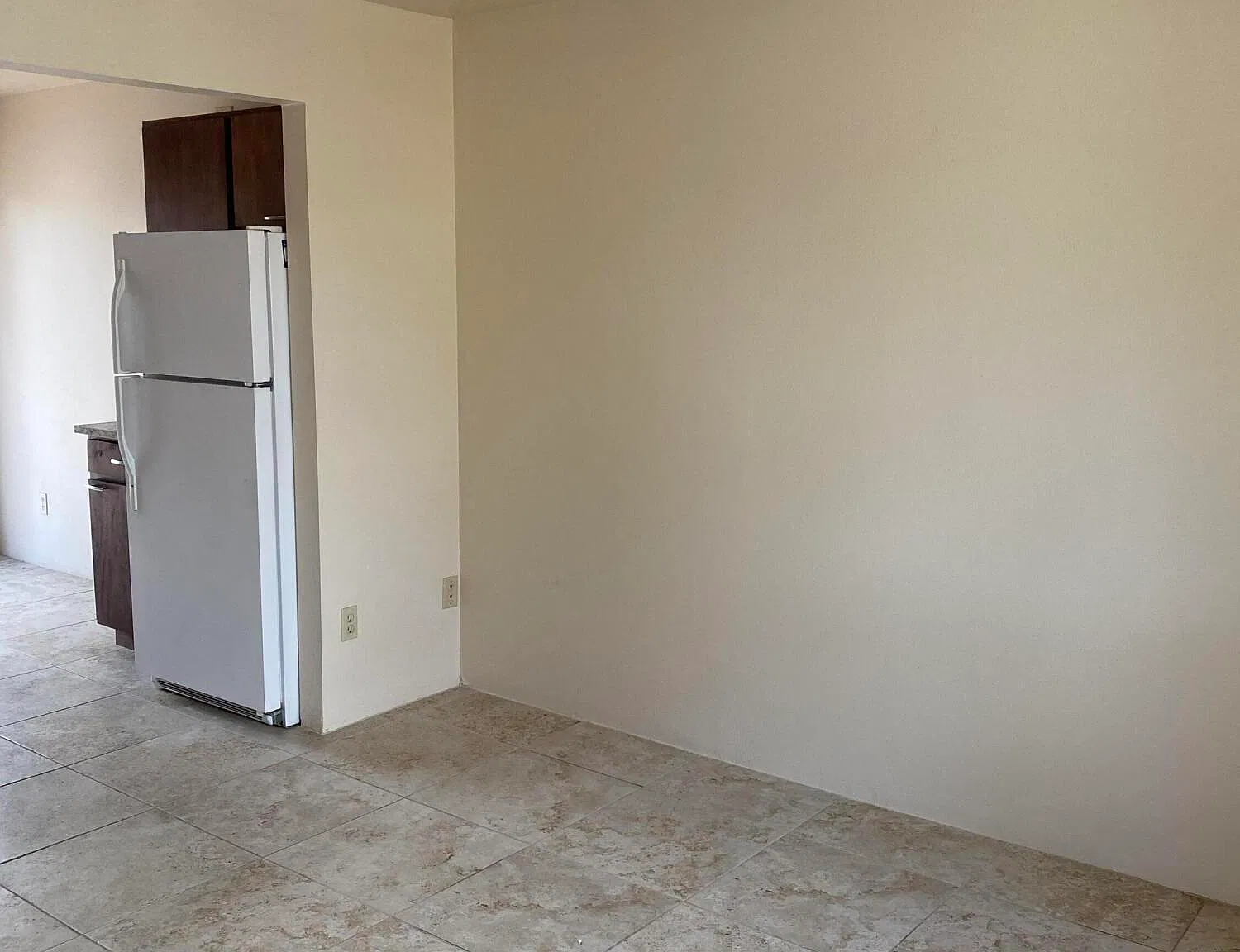 2 bed, 1.0 bath, 800 sqft, $1,250 — Photo 3
