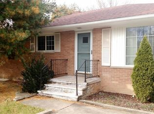 13838 Whitney Rd, Strongsville, OH 44136