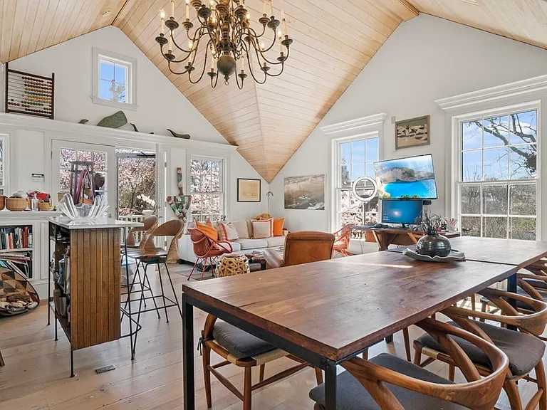 2 Kite Hill Ln — Photo 3