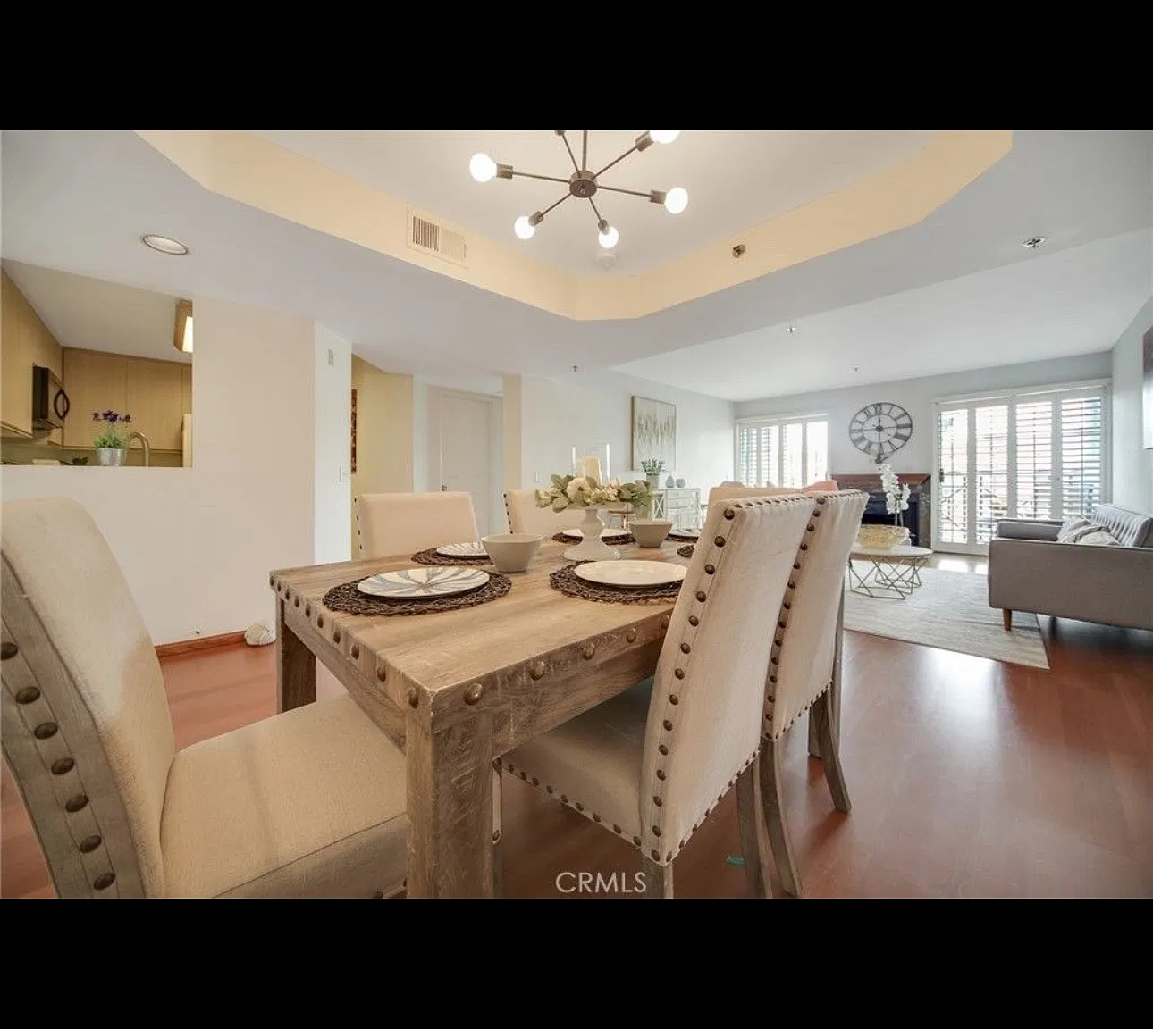 801 Pine Ave — Photo 3