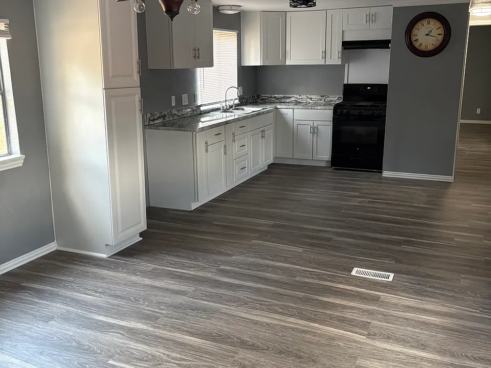 4317 Redbird Ln