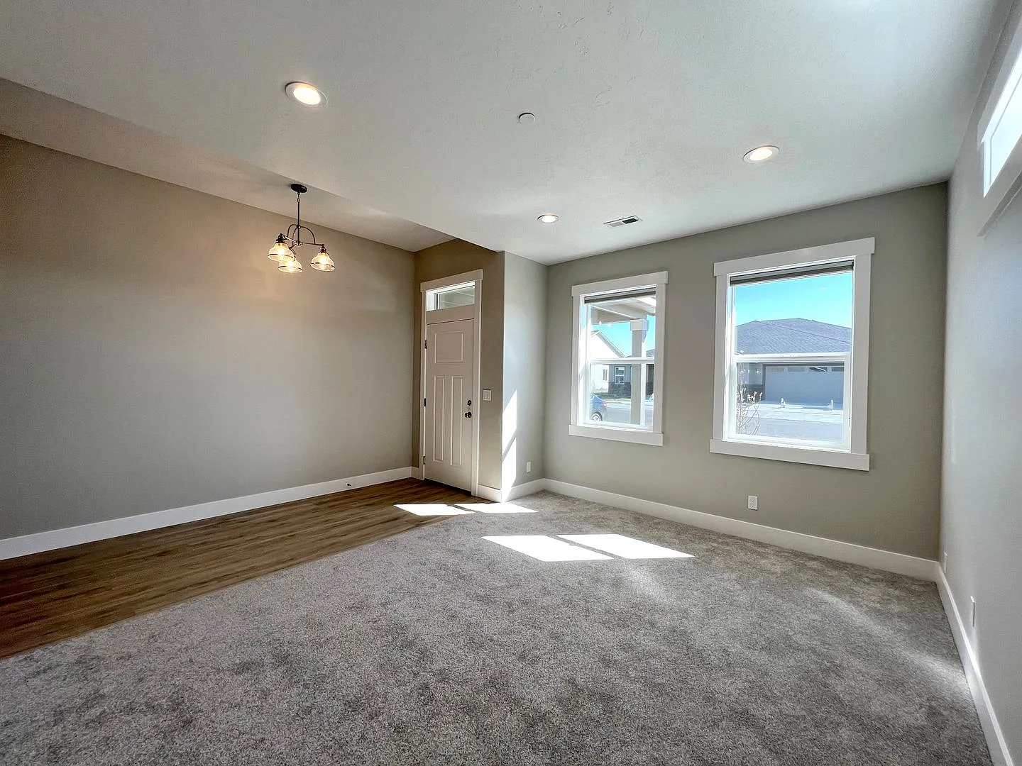 Gorgeous West Richland Home Near Country Mercantile — Photo 4