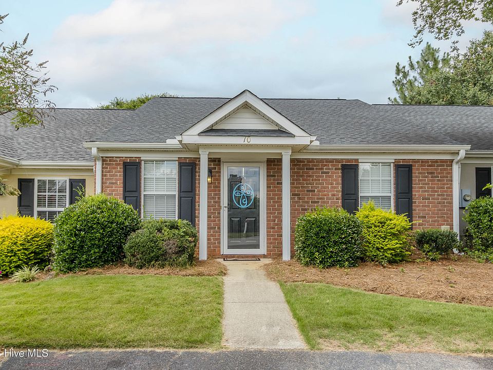 1st image of 10 Charlestowne Drive