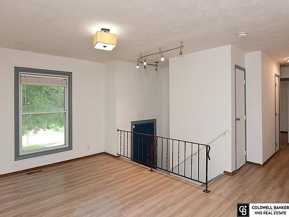 3rd image of 6917 N 65th Ave