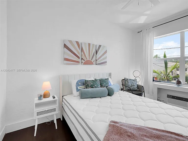 1618 Michigan Ave #25 — Photo 6
