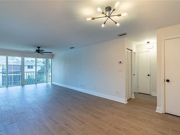2nd image of 1417 Chesapeake Ave APT 205