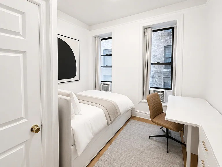 515 W 122nd St #24 — Photo 7