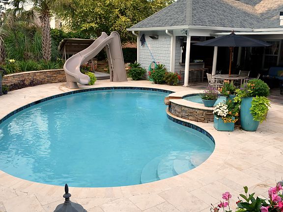 2nd image of 106 Shadow Lake Dr